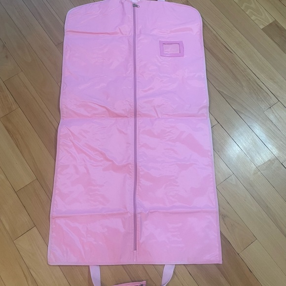 Capzio Dance Costume Bag- New - Picture 2 of 3